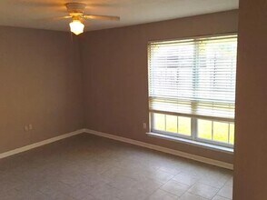 8456 Bayou Fountain Ave in Baton Rouge, LA - Building Photo - Building Photo