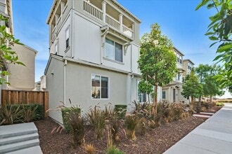 37948 Spring Tide Rd in Newark, CA - Building Photo - Building Photo