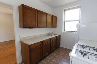 836 W Waveland in Chicago, IL - Building Photo - Building Photo