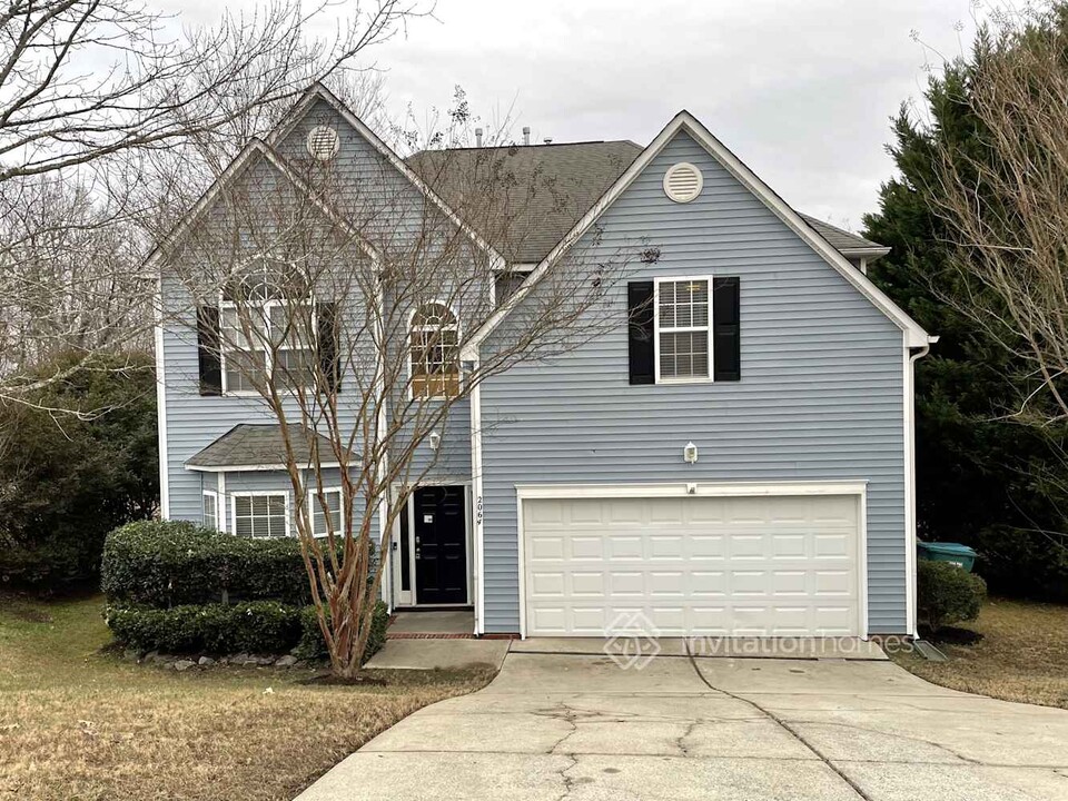 2064 White Cedar Ln in Waxhaw, NC - Building Photo