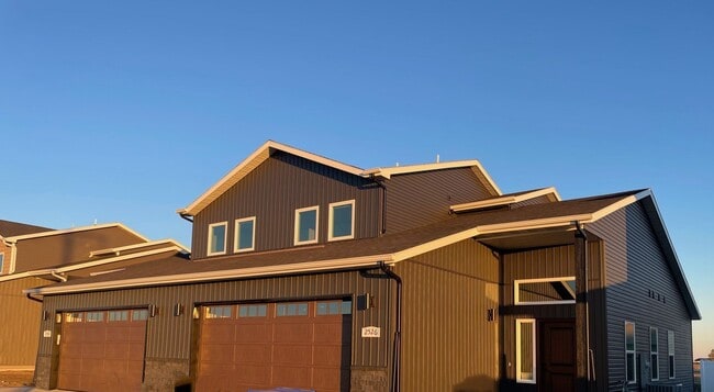 property at 2526-2530 Granite Dr NW