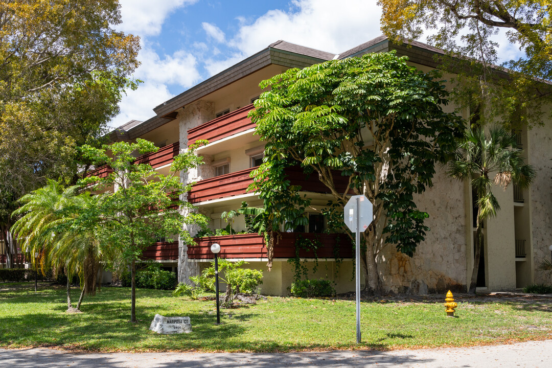 Villa Capri Condominium in Coral Gables, FL - Building Photo