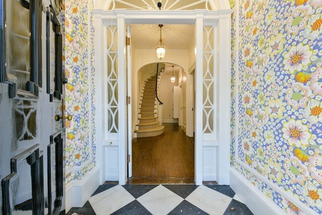 48 Mt Vernon St in Boston, MA - Building Photo - Building Photo