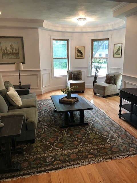 1099 Walnut St in Newton, MA - Foto de edificio - Building Photo