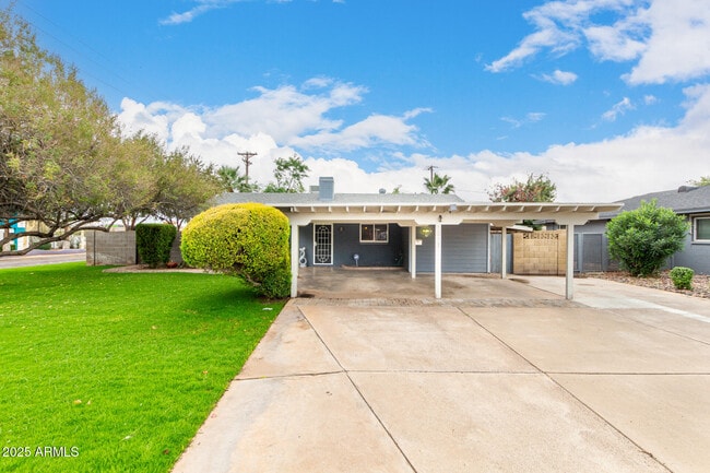 6931 E Almeria Rd in Scottsdale, AZ - Building Photo - Building Photo