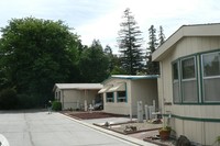 Morada Mobile Home Park in Stockton, CA - Building Photo - Building Photo