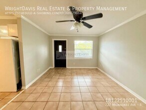 727 Milwaukee Ave in Dunedin, FL - Building Photo - Building Photo