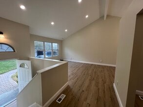 31 Beach Ln in Coram, NY - Building Photo - Building Photo