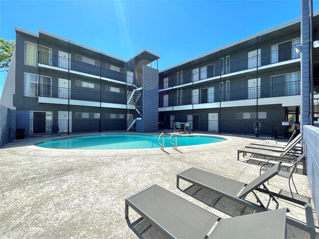 property at 2900 Cole St