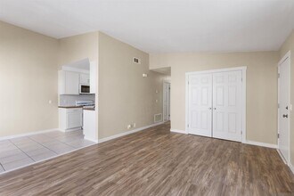 3569 Surf Pl in Oceanside, CA - Building Photo - Building Photo