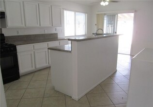 3732 White Peppermint Dr in Las Vegas, NV - Building Photo - Building Photo