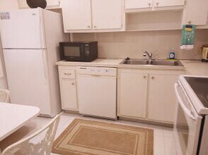 4539 Luxemburg Ct in Greenacres, FL - Building Photo - Building Photo