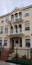 727 S Coronado St in Los Angeles, CA - Building Photo - Building Photo