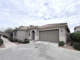 6854 E Peralta Cir in Mesa, AZ - Building Photo