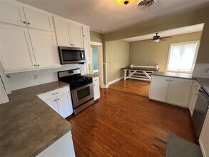 307 E 38th St in Austin, TX - Building Photo - Building Photo