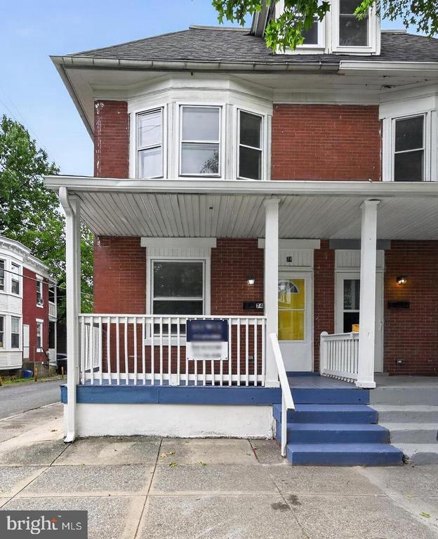 property at 74 N 18th St