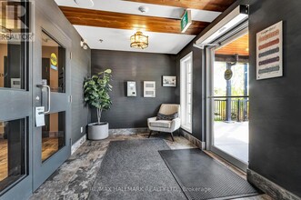 54-254 Koda St in Barrie, ON - Building Photo - Building Photo