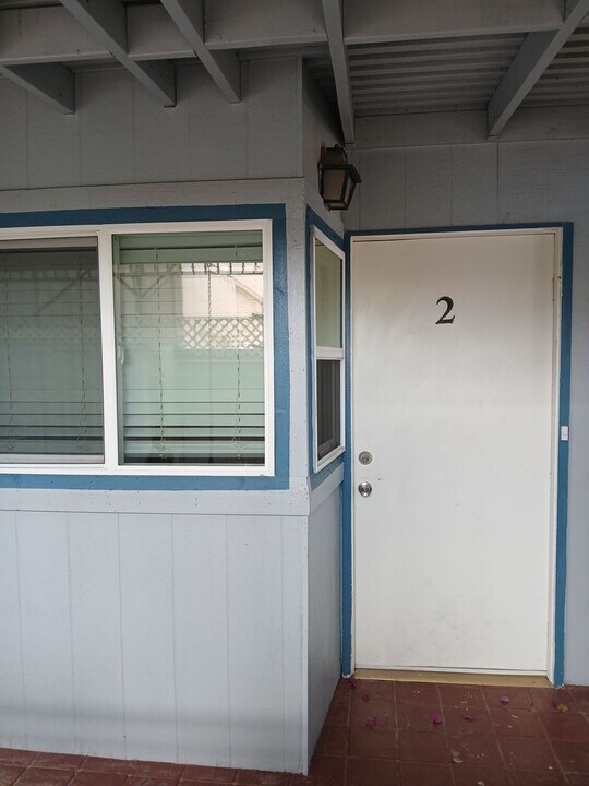 141 N 5th St in Brawley, CA - Building Photo