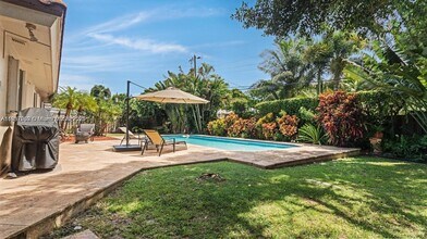 2632 NE 30th St in Fort Lauderdale, FL - Building Photo - Building Photo