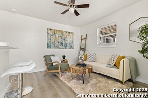 3409 Commercial Ave in San Antonio, TX - Foto de edificio