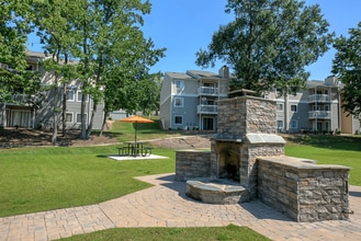 Eastchester Ridge Apartments in High Point, NC - Building Photo - Building Photo