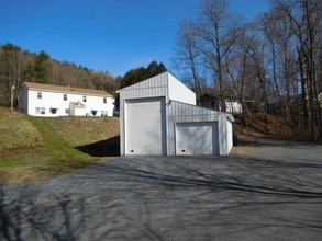 Lefebvre Complex in Bradford, VT - Building Photo - Building Photo