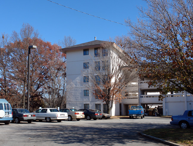 Bartlett Arms Apartments in Asheville, NC - Building Photo - Building Photo