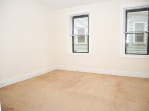 7 Naples Rd, Unit #2 in Brookline, MA - Foto de edificio - Building Photo