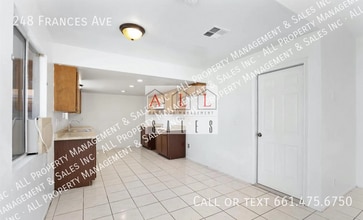 248 Frances Ave in Shafter, CA - Building Photo - Building Photo