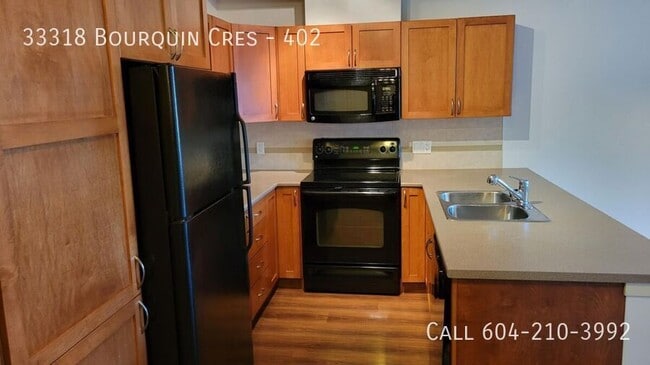 33318 Bourquin Crescent E in Abbotsford, BC - Building Photo - Building Photo