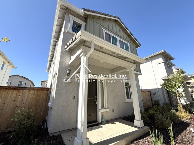 property at 7041 Santa Venetia Pl
