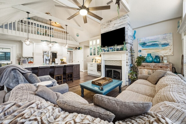 property at 601 Hazard St