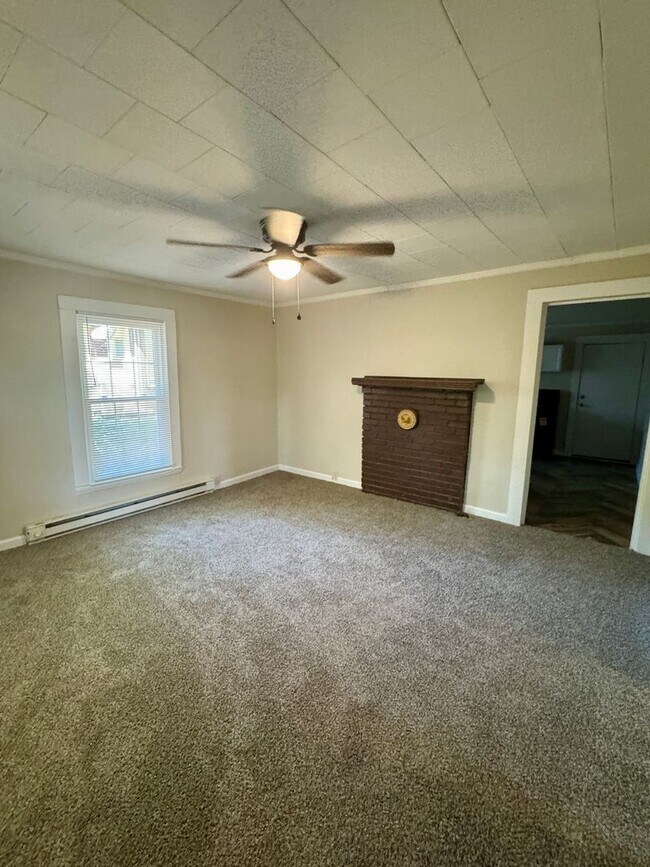 530 Costner St in Mount Holly, NC - Building Photo - Building Photo