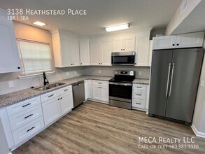 3138 Heathstead Place in Charlotte, NC - Building Photo - Building Photo