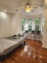 2943 W Girard Ave in Philadelphia, PA - Building Photo