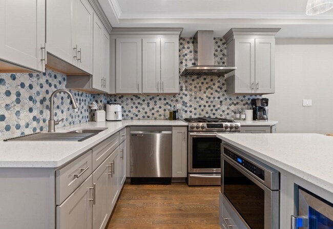 property at 279 Gold St