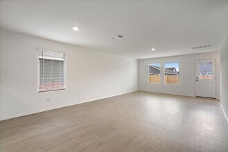 152 Ghost Stories Wy in Hutto, TX - Building Photo - Building Photo