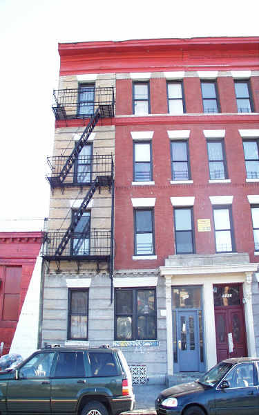 4464 Park Ave in Bronx, NY - Building Photo