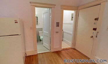 24 Westland Ave in Boston, MA - Building Photo - Building Photo