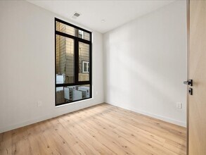 6 National St, Unit 2l in Boston, MA - Building Photo - Building Photo