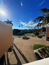 11605 3rd St E, Unit 306 in Treasure Island, FL - Building Photo - Building Photo
