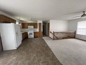 279 Shellbark Dr in Troy, MO - Building Photo - Building Photo