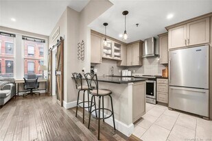 83 Washington St in Norwalk, CT - Building Photo