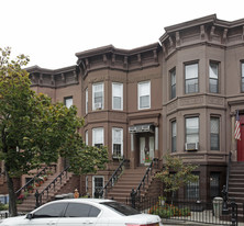 447 55th St Apartments