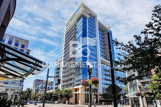 property at 1001 NW Lovejoy St