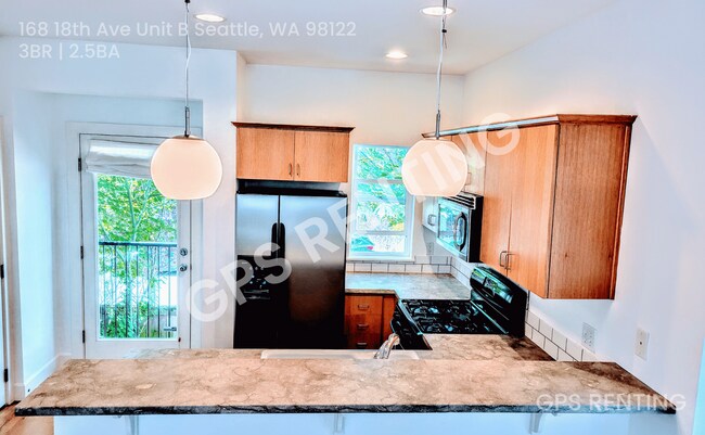 168 18th Ave in Seattle, WA - Building Photo - Building Photo