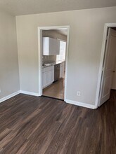 3527 Lynhaven Dr in Greensboro, NC - Building Photo - Building Photo