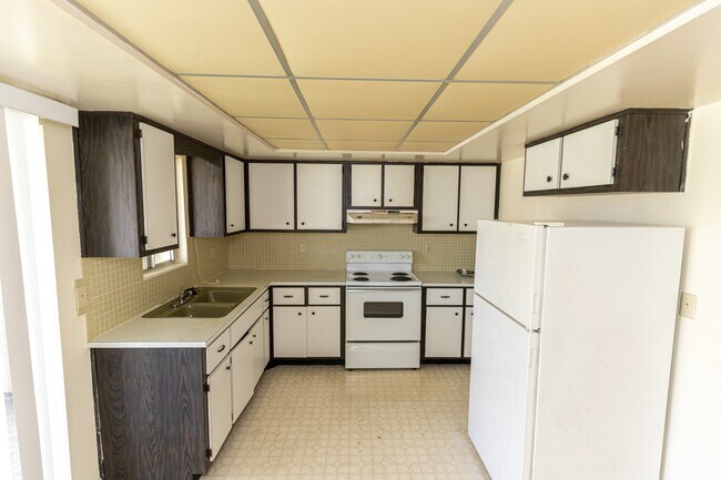 341 Joel Blvd in Lehigh Acres, FL - Building Photo - Building Photo