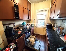 21 Chandler St, Unit 2 in Somerville, MA - Foto de edificio - Building Photo