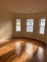 6 Millet St, Unit 3 in Boston, MA - Building Photo